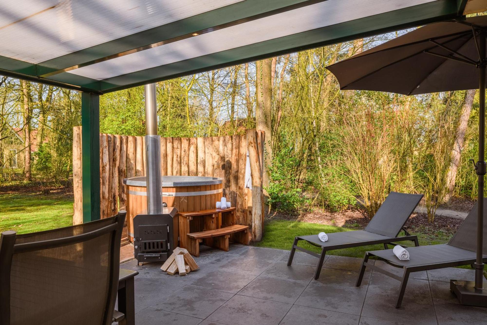 ホテル Summio Parc Duc De Brabant Westelbeers エクステリア 写真